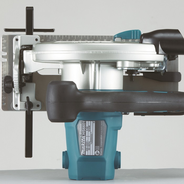 Makita Handkreissäge HS6601 - 1050 W - 54,5 mm - 5.200 min-1 (Art. HS6601)