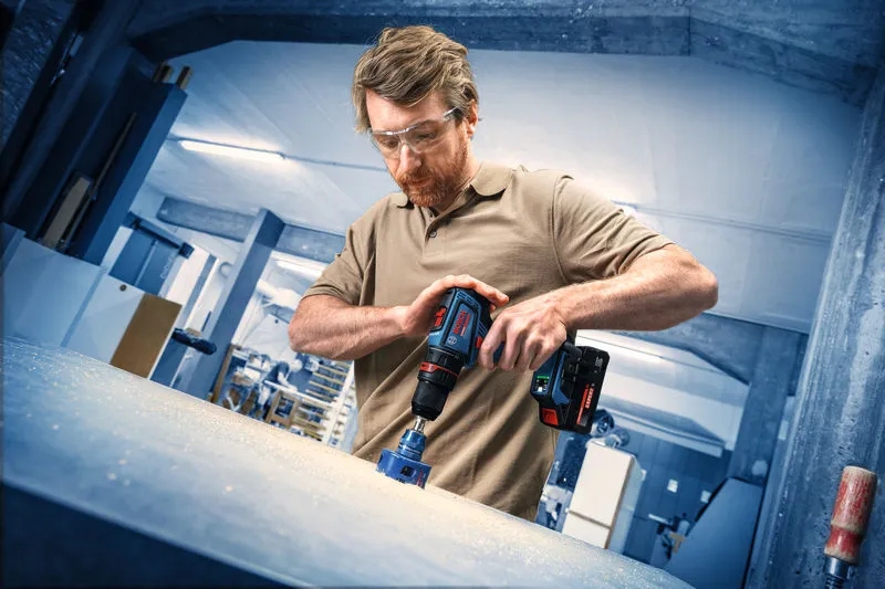 Bosch Expert Akku-Bohrschrauber EXSR18V-90FC mit 3 Aufsätzen und Akkus