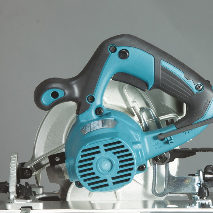 Makita Handkreissäge HS6601 - 1050 W - 54,5 mm - 5.200 min-1 (Art. HS6601)